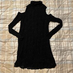 Alya cold shoulder long sleeve dress